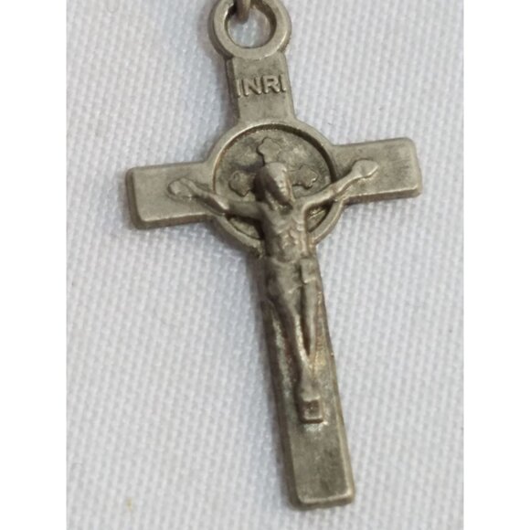 Vintage Rosary St Benedict and Lady of My Guadelupe Red Blue Yellow Beads - Picture 4 of 8